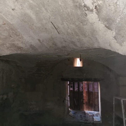  Annonces SOMMIERES : Local / Bureau | AIGUES-VIVES (30670) | 70 m2 | 49 000 &euro; 