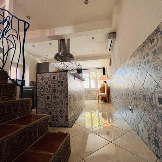  Annonces SOMMIERES : Maison / Villa | AIGUES-VIVES (30670) | 100 m2 | 245 000 &euro; 