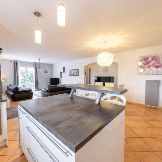  Annonces SOMMIERES : Maison / Villa | VERGEZE (30310) | 113 m2 | 395 000 &euro; 