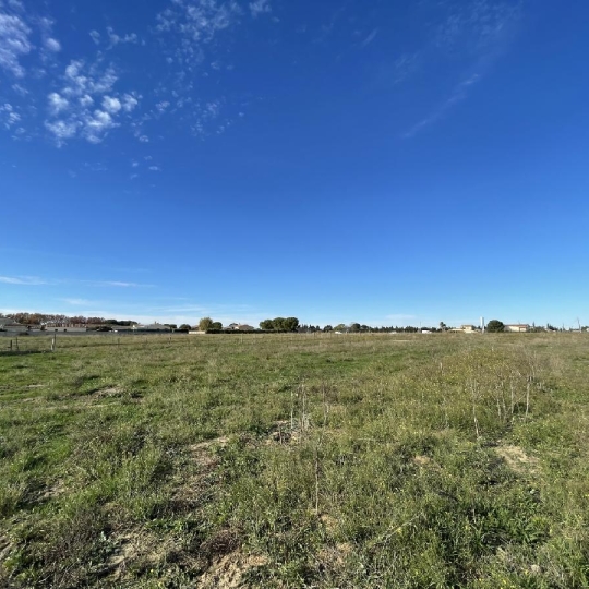  Annonces SOMMIERES : Terrain | GALLARGUES-LE-MONTUEUX (30660) | 650 m2 | 99 900 &euro; 