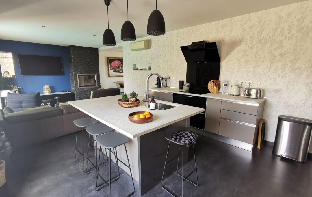 Annonces SOMMIERES : Maison / Villa | GALLARGUES-LE-MONTUEUX (30660) | 127 m2 | 499 000 &euro; 