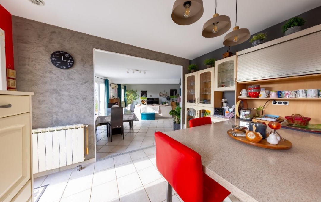 Annonces SOMMIERES : Maison / Villa | GALLARGUES-LE-MONTUEUX (30660) | 113 m2 | 448 000 &euro; 