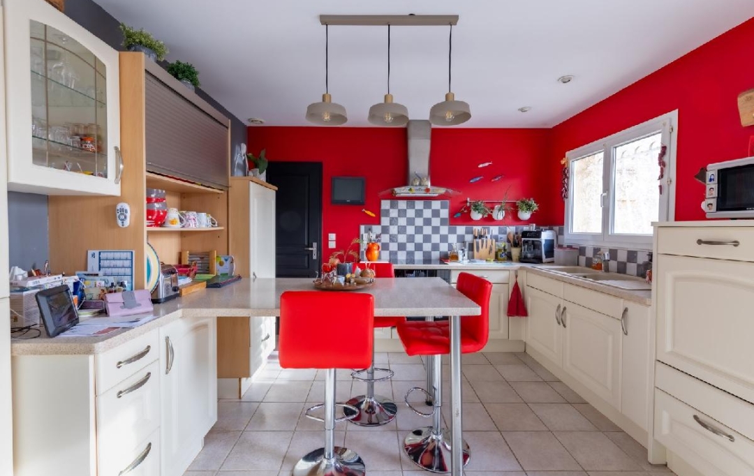 Annonces SOMMIERES : Maison / Villa | GALLARGUES-LE-MONTUEUX (30660) | 113 m2 | 448 000 &euro; 
