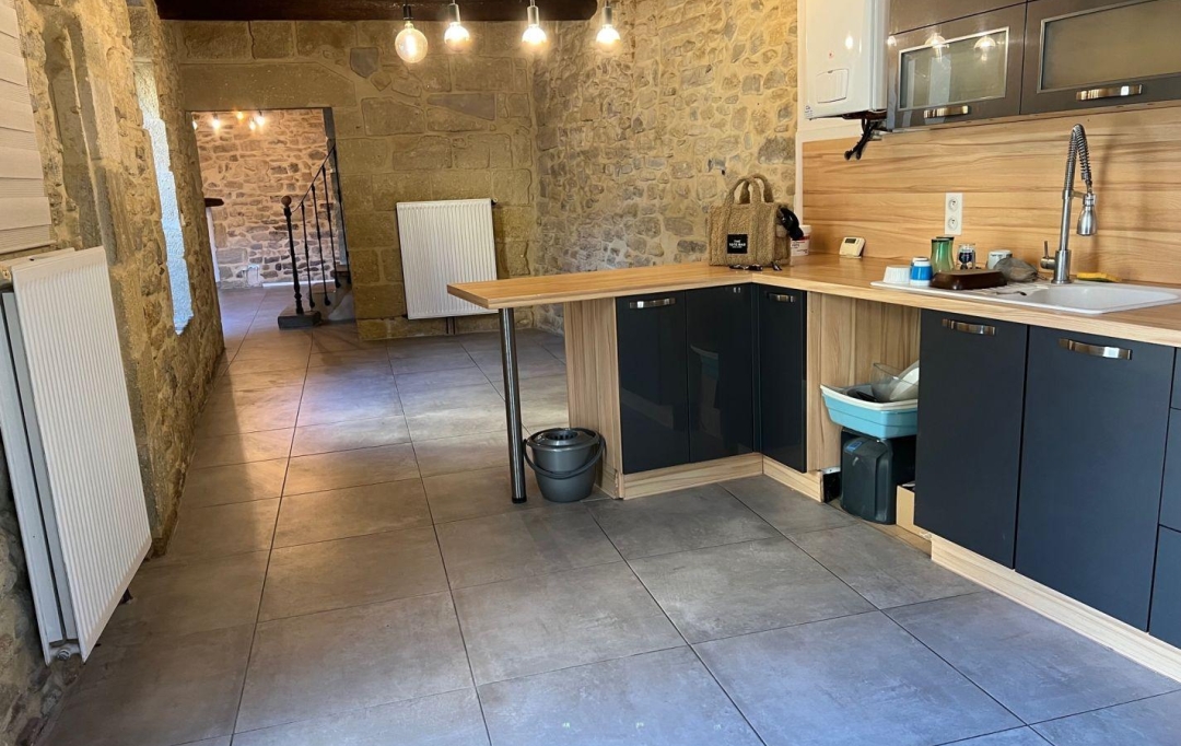 Annonces SOMMIERES : Maison / Villa | GALLARGUES-LE-MONTUEUX (30660) | 87 m2 | 249 000 &euro; 