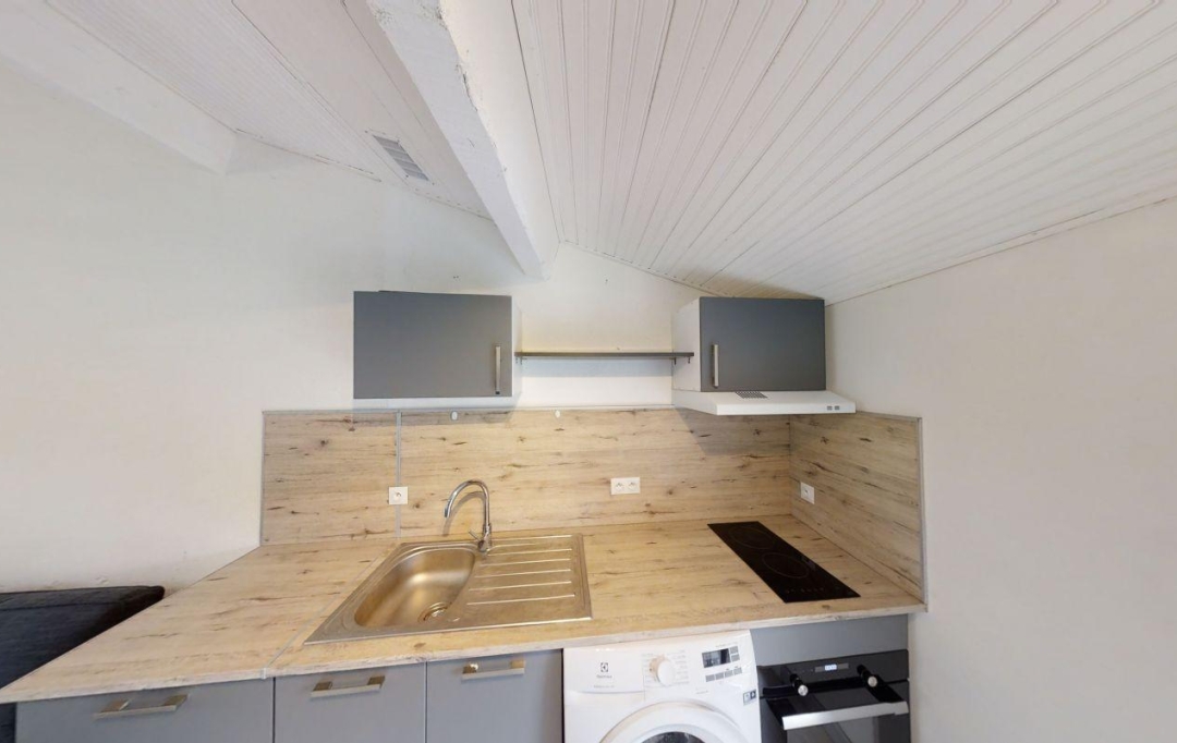 Annonces SOMMIERES : Appartement | CALVISSON (30420) | 26 m2 | 500 &euro; 