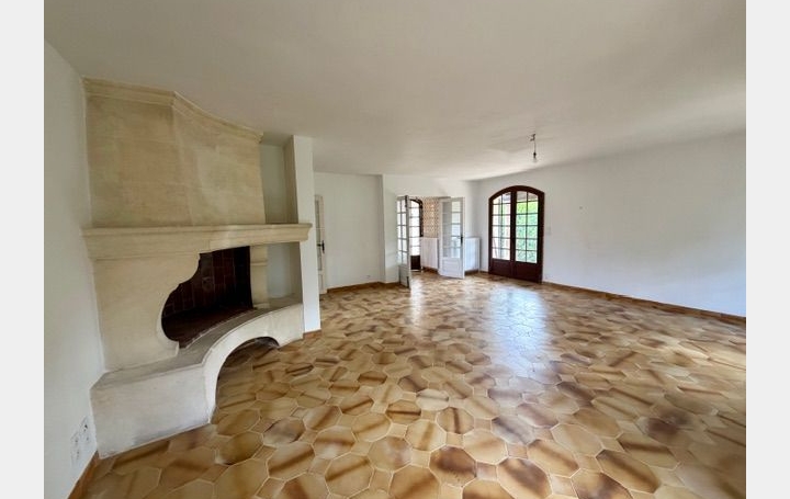  Annonces SOMMIERES Maison / Villa | LUNEL (34400) | 224 m2 | 425 000 € 