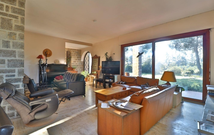 Annonces SOMMIERES : Domaines / Propriétés | SAINT-JUST (34400) | 243 m2 | 1 040 000 &euro; 